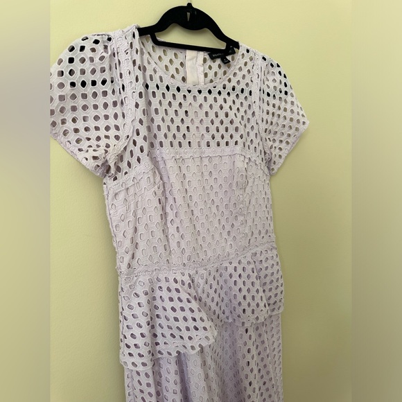 Banana republic lilac peplum dress. Size 4 - Picture 7 of 7